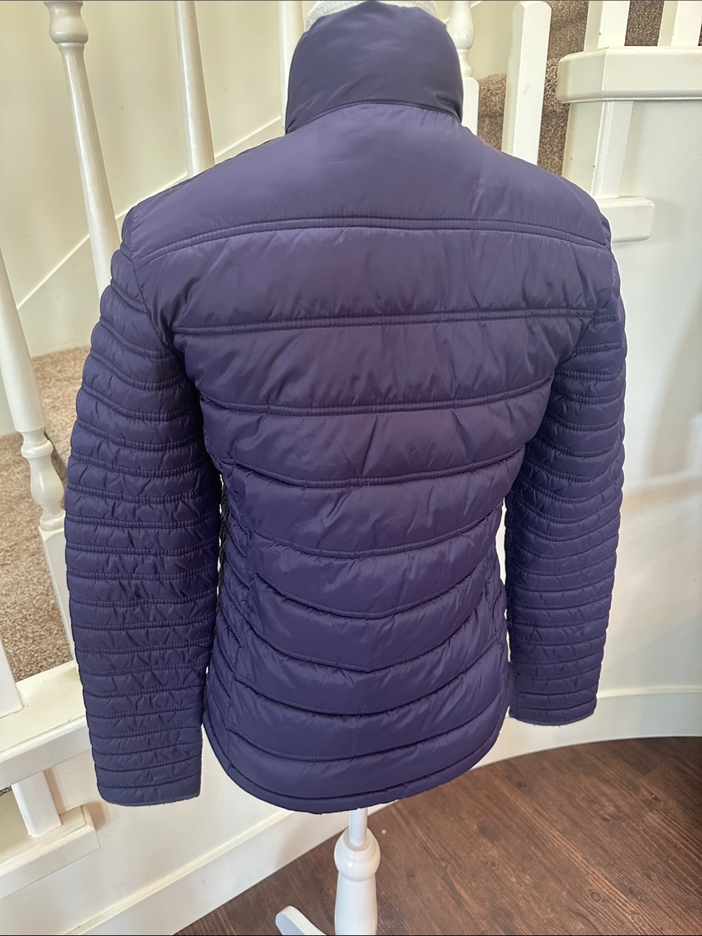 Stormtech winter jacket - Picture 3 of 7